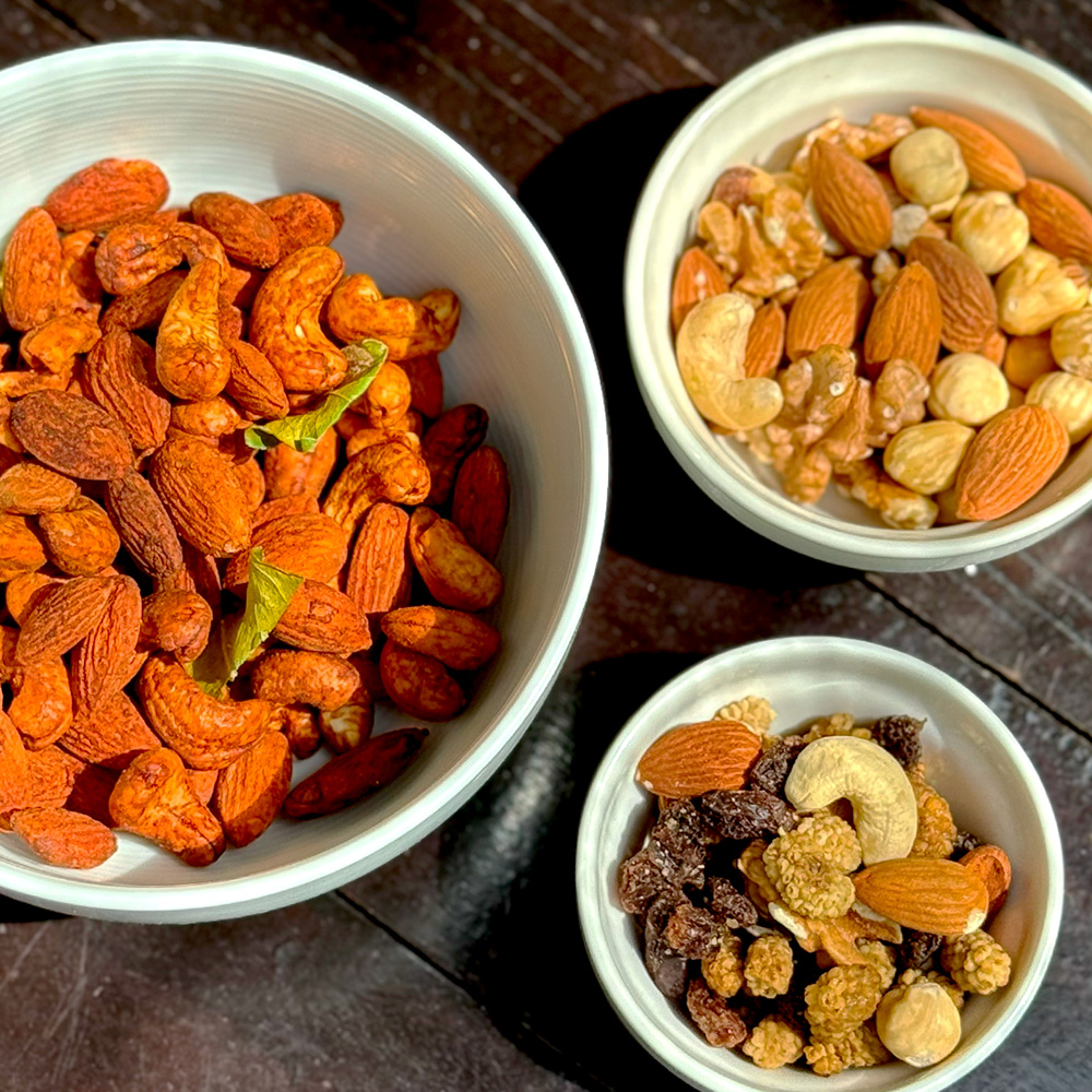 nut-mixes-and-dried-fruit-blends-products-well-krafted